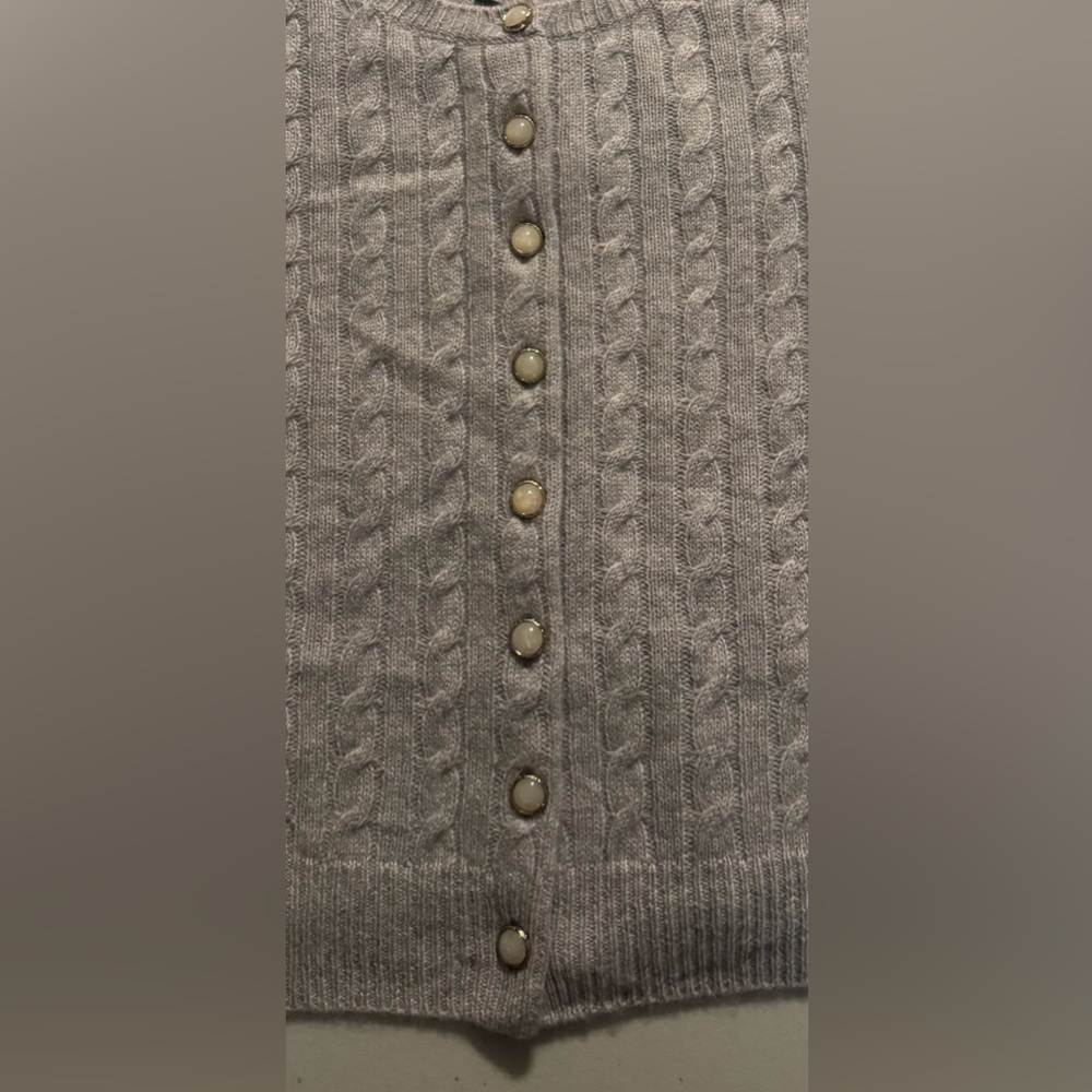 Magaschoni Beige Cable Knit Women’s Cardigan Sweater, Medium 
100% Cashmere NWT - Picture 6 of 11